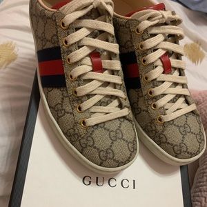Gucci shoes